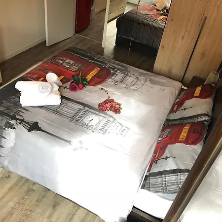 Apartment Cozy Close To Biennale Of *