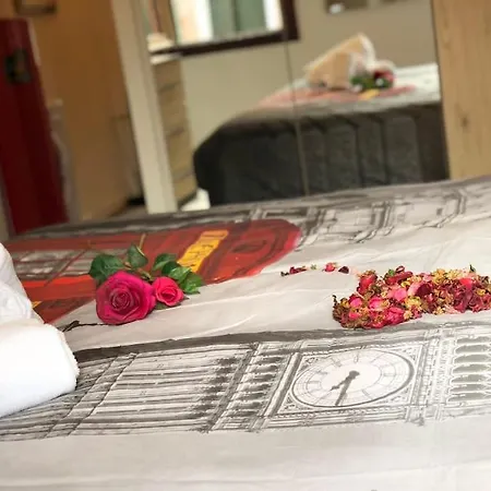 Cozy Close To Biennale Of * Venice