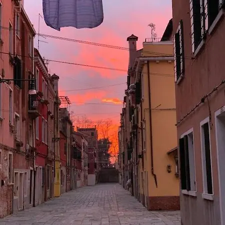 Apartment Cozy Close To Biennale Of *