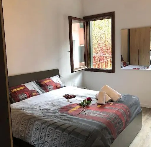 Cozy Close To Biennale Of Apartmán